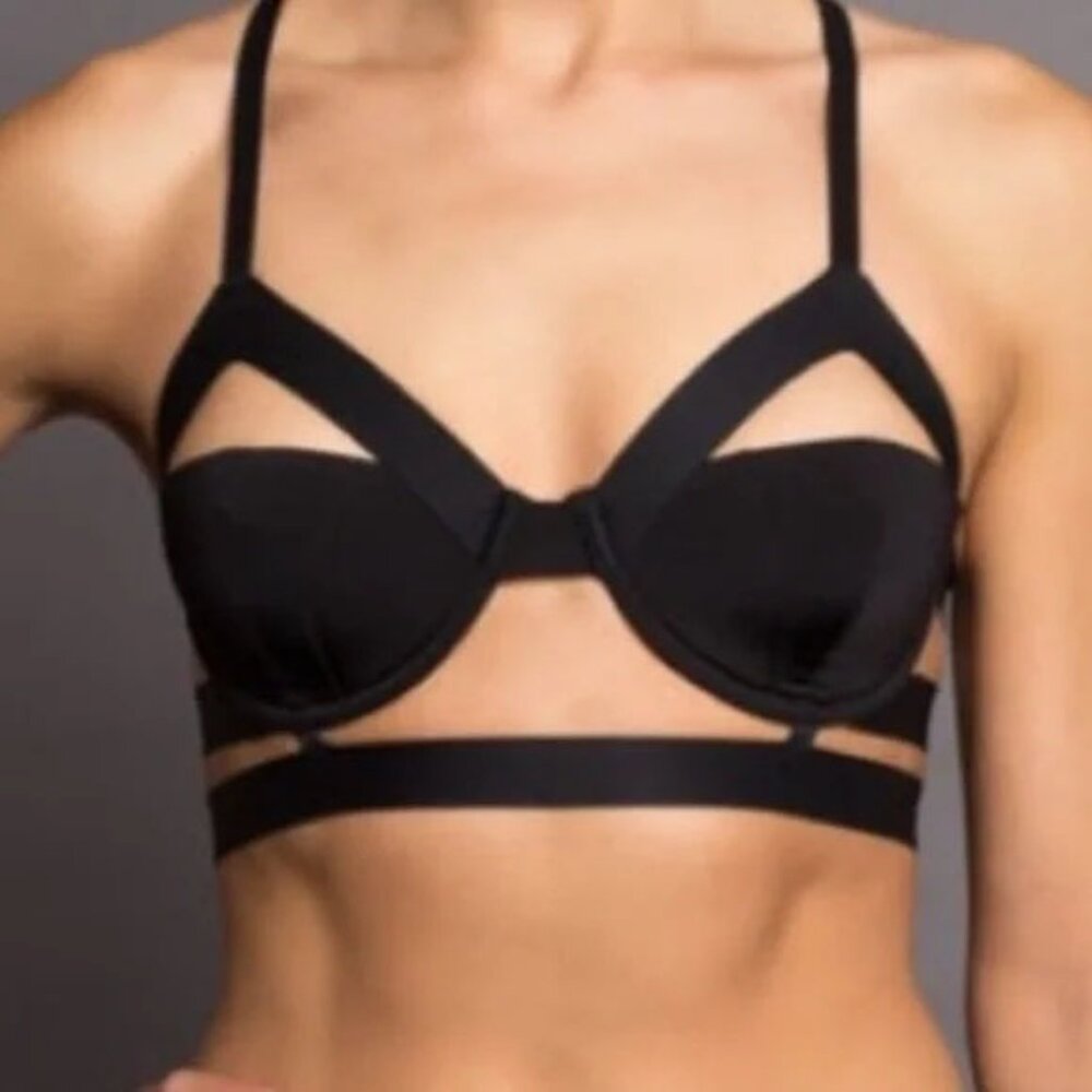 True & Co Black “Entwined” Bra - Size L